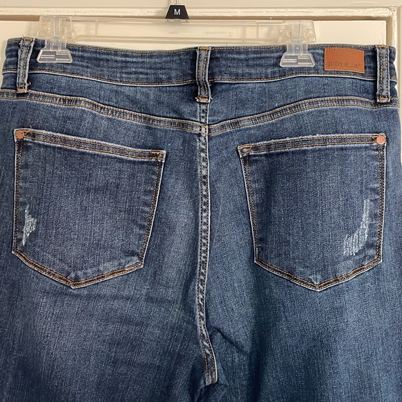 Judy Blue Jeans Womens 15/32 Relaxed Fit Distressed dark Wash JB82251DK - Picture 5 of 8